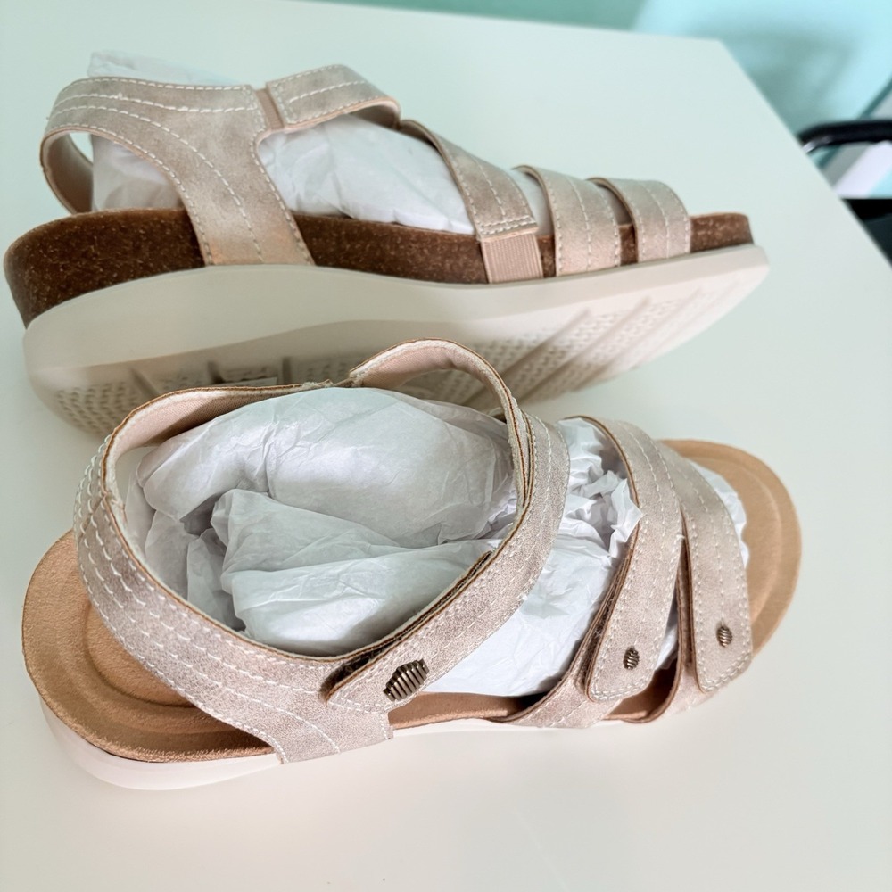 CLARKS‎ Calenne Clara Bronze Metallic Wedge Sandals ~Women's Size 10M~NEW in box - Picture 6 of 7